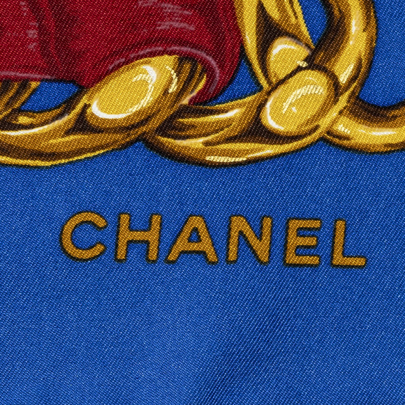 Chanel Scarf - Picture 4 of 5